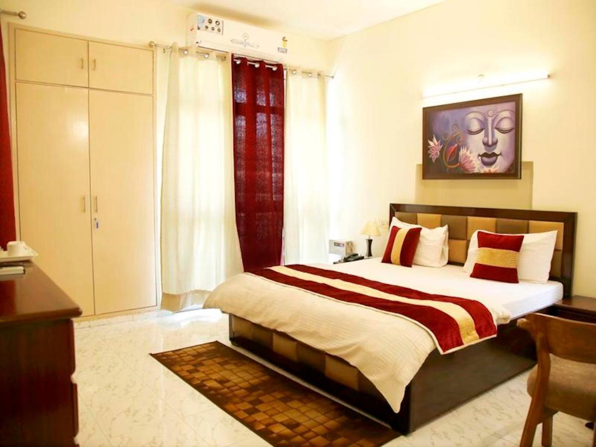 Maplewood Guest House, Neeti Bagh, New Delhiit Is A Boutiqu Guest House - Room 5 Luaran gambar