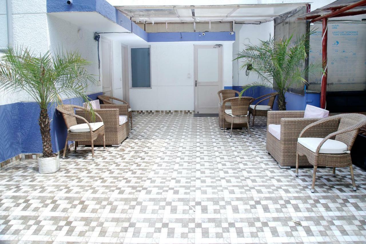 Maplewood Guest House, Neeti Bagh, New Delhiit Is A Boutiqu Guest House - Room 5 Luaran gambar
