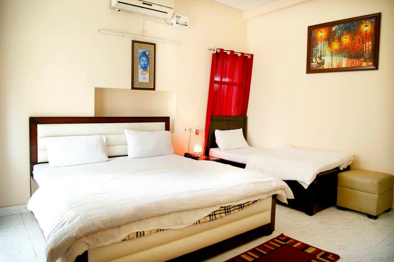 Maplewood Guest House, Neeti Bagh, New Delhiit Is A Boutiqu Guest House - Room 5 Luaran gambar