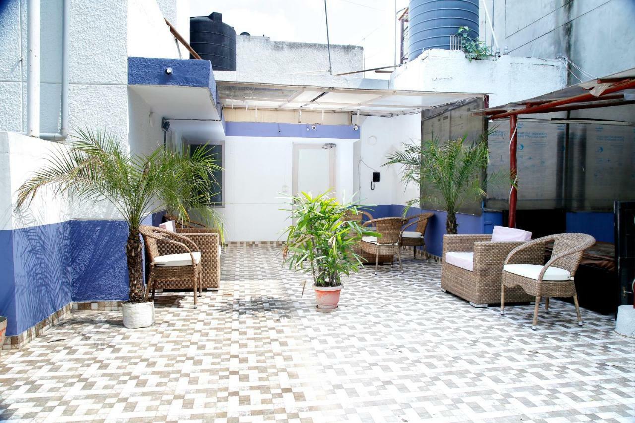 Maplewood Guest House, Neeti Bagh, New Delhiit Is A Boutiqu Guest House - Room 5 Luaran gambar