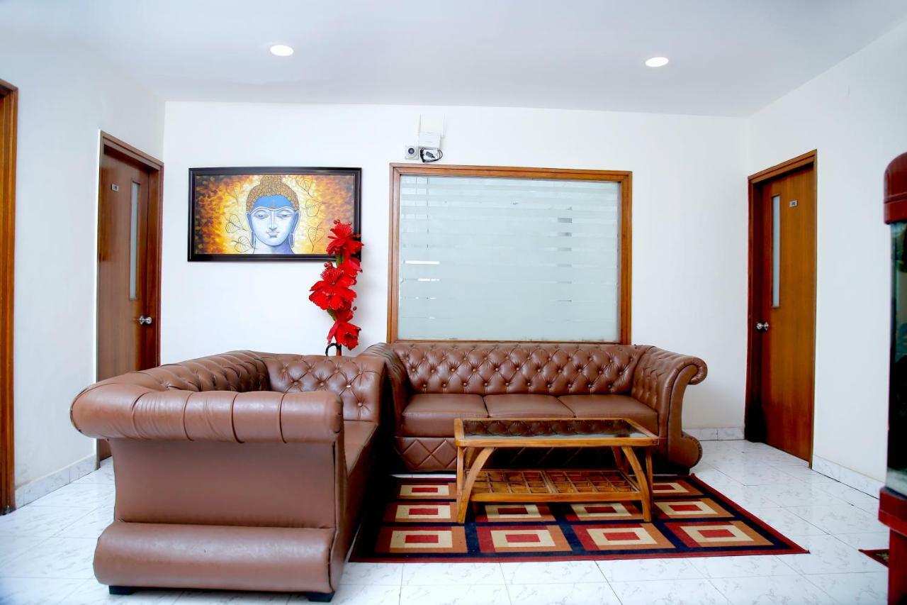 Maplewood Guest House, Neeti Bagh, New Delhiit Is A Boutiqu Guest House - Room 5 Luaran gambar